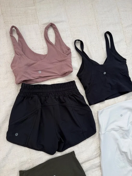 Bundle of 6Lululemon leggings sport bra and shorts size 4 - Picture 4 of 12